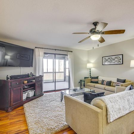 Ozarks Vacation Rental Condo With Lake View! Bagian luar foto